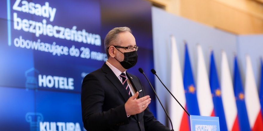 Polonya'da tam kapanma yeniden gündemde