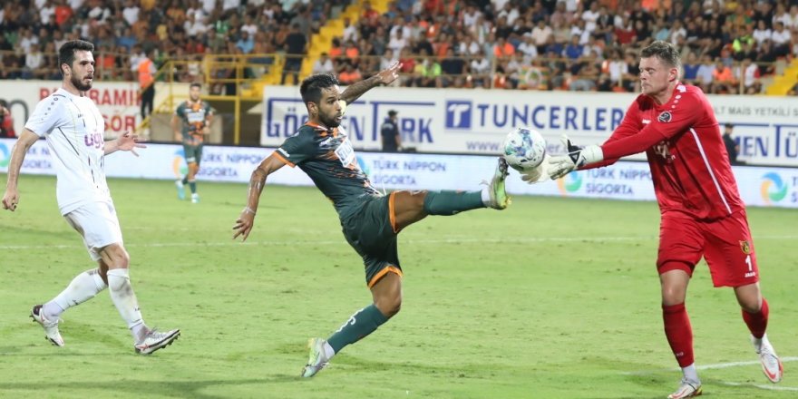 Corendon Alanyaspor: 0 - İstanbulspor: 1