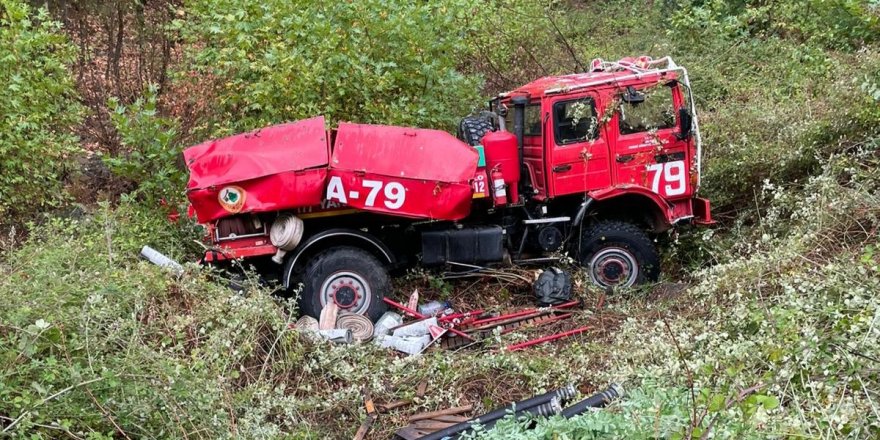 İzmir'de orman yangını ihbarına giden arazöz kaza yaptı: 4 yaralı