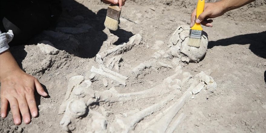 Kahramanmaraş'taki arkeolojik kazılarda kadın iskeleti bulundu
