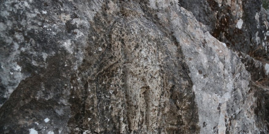 Muğla'da mermer ocağında Herakles'e ait olduğu düşünülen kabartma bulundu