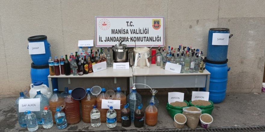 Manisa'daki sahte içki operasyonunda 2 kişi yakalandı