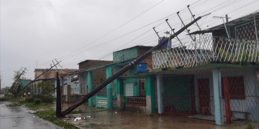 Kasırganın vurduğu Küba'nın tamamında elektrikler kesildi