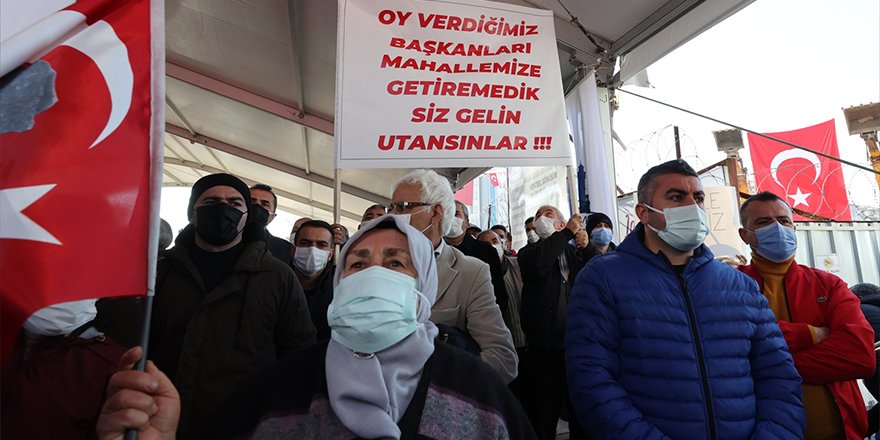 Örnekköy Kentsel Dönüşüm Projesi 2. Etap Temel Atma töreninde belediye başkanlarına tepki