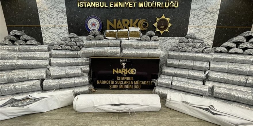 Meksika'dan İstanbul Ambarlı Limanı'na gelen bir gemide 1 ton 580 kilo marihuana ele geçirildi