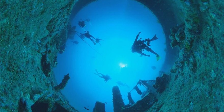 İngiliz dalış ekibi, Gelibolu Tarihi Sualtı Parkı'ndaki batıkları görüntüledi