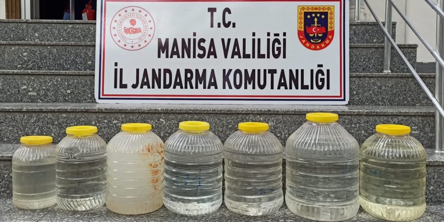 Salihli'de 670 litre sahte içki ele geçirildi