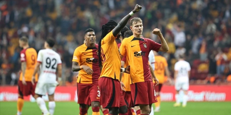 Galatasaray kupada turu farklı skorla aldı