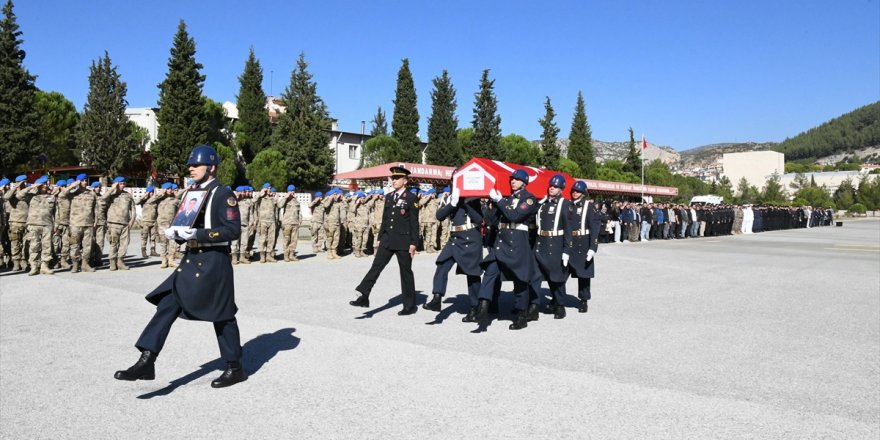 Muğla'da trafik kazasında yaralanan uzman çavuş hayatını kaybetti