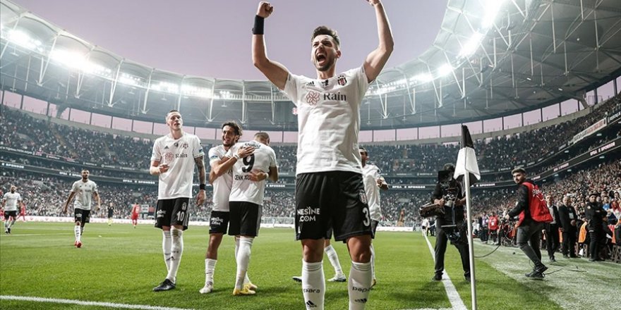 Beşiktaş'ta 2. Şenol Güneş dönemi 5 gol ve 3 puanla başladı