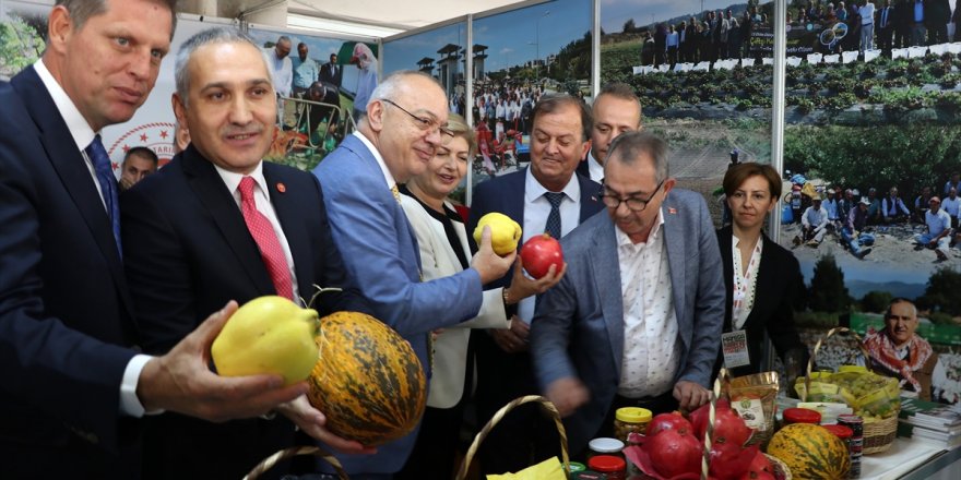 Manisa'da Tekno Tarım Uluslararası Tarım ve Hayvancılık Fuarı açıldı