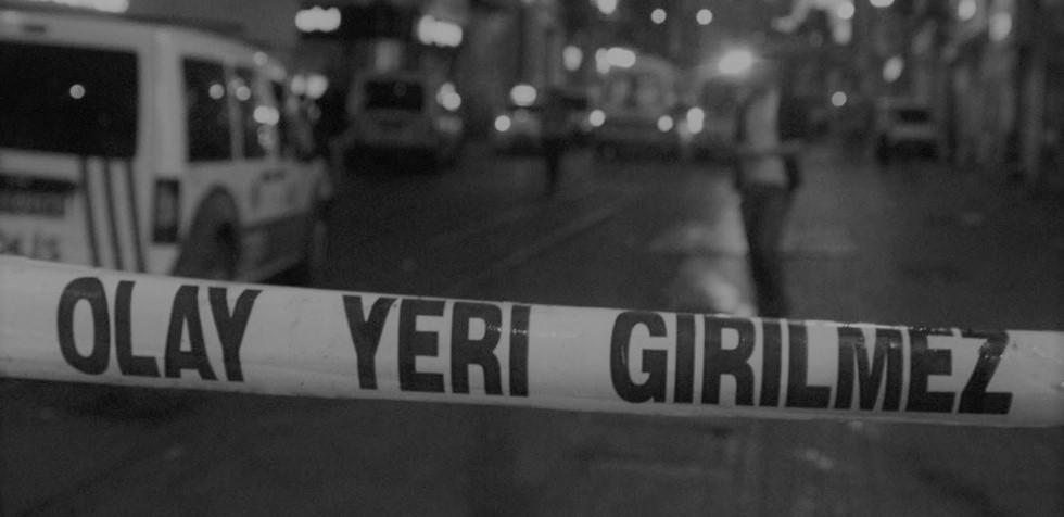 Kütahya'da bir kişi yaşadığı sokakta bıçaklanarak öldürülmüş halde bulundu