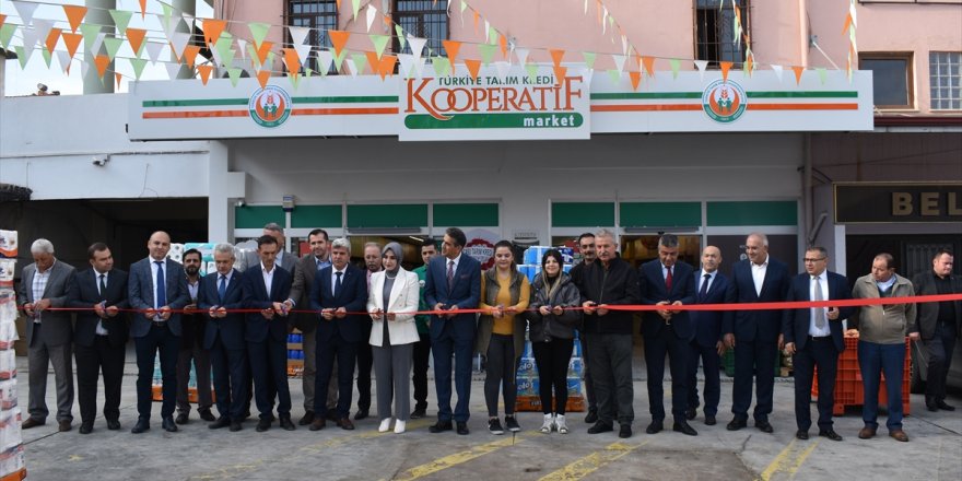 Karacasu'da Tarım Kredi Kooperatif Marketi açıldı