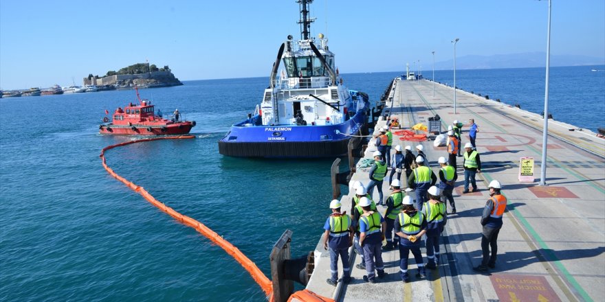 Kuşadası Limanı'nda deniz kirliliğine müdahale tatbikatı