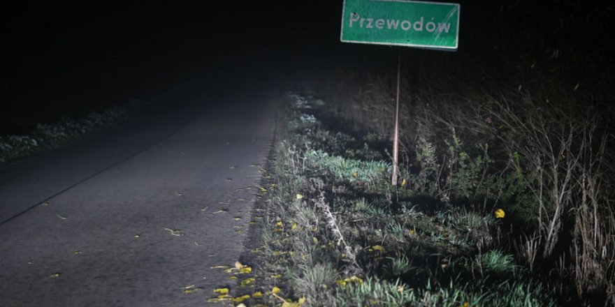 Polonya'nın Ukrayna sınırındaki köye düşen füze nedeniyle 2 kişi hayatını kaybetti