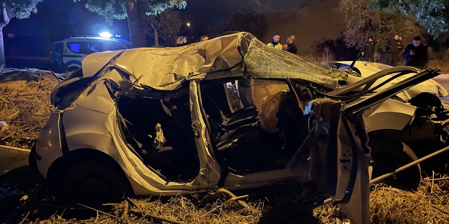 İzmir'de çocuk sürücünün kullandığı otomobilin takla atması sonucu 1 kişi öldü