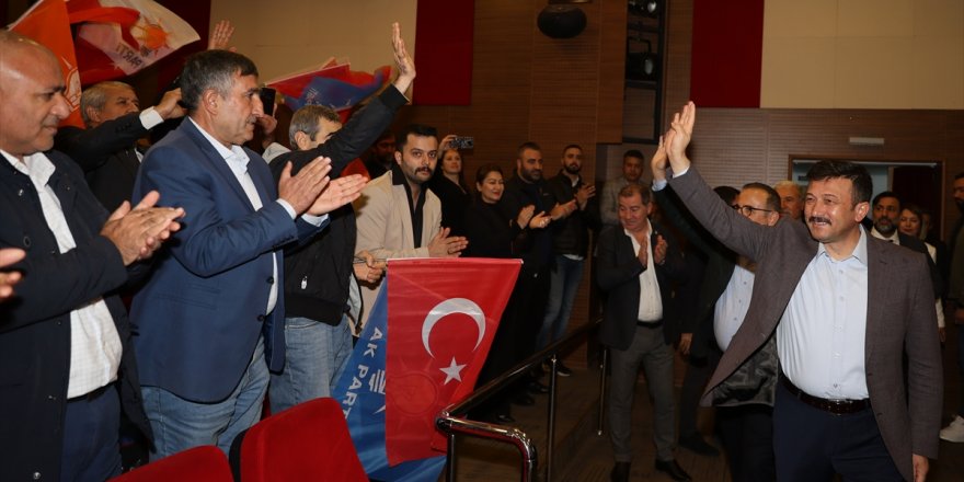 AK Parti Genel Başkan Yardımcısı Dağ, İzmir'de konuştu