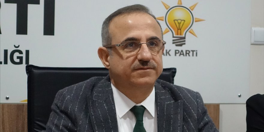 AK Parti İzmir İl Başkanı Sürekli'den Çiğli'de "çöp" ve "koku" eleştirisi