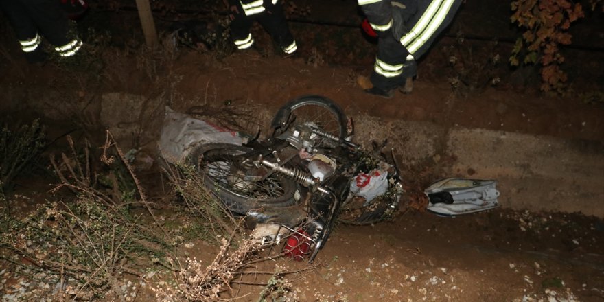 Manisa'da domuza çarpan motosiklet sürücüsü yaralandı