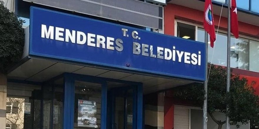 Menderes belediyesinde istifa eden edene!