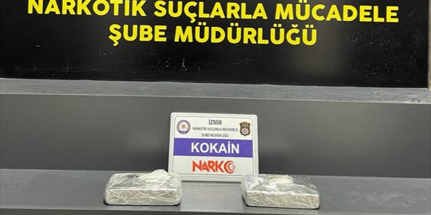 İzmir'de otogarda 2 kilogram kokain ele geçirildi