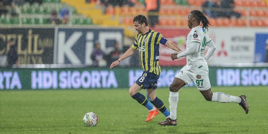 Fenerbahçe hazırlık maçında Corendon Alanyaspor'u mağlup etti