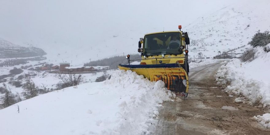 Ödemiş'te ekiplerden kış ile mücadele