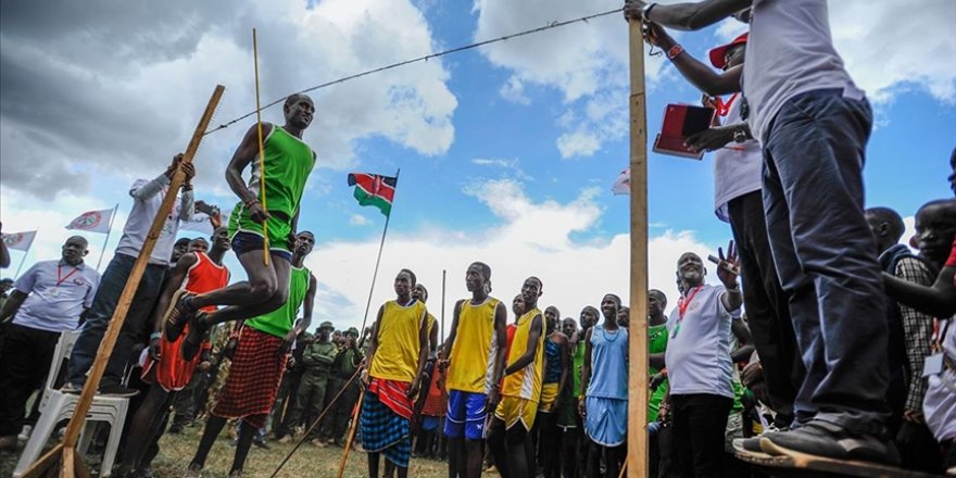 Masai savaşçıları, aslan avından vazgeçerek olimpiyatlara katıldı