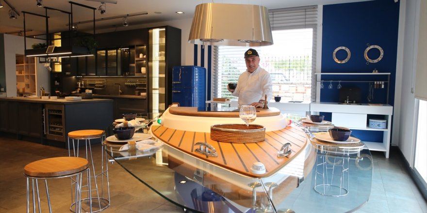 Bodrum'da deniz tutkunu iş insanı yat konseptiyle mobilya üretiyor