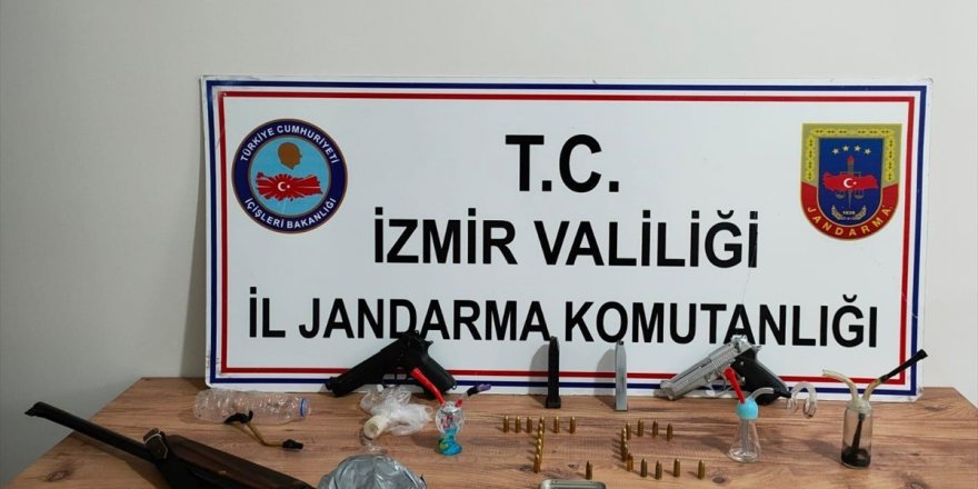 İzmir'de düzenlenen uyuşturucu operasyonunda 9 şüpheli yakalandı
