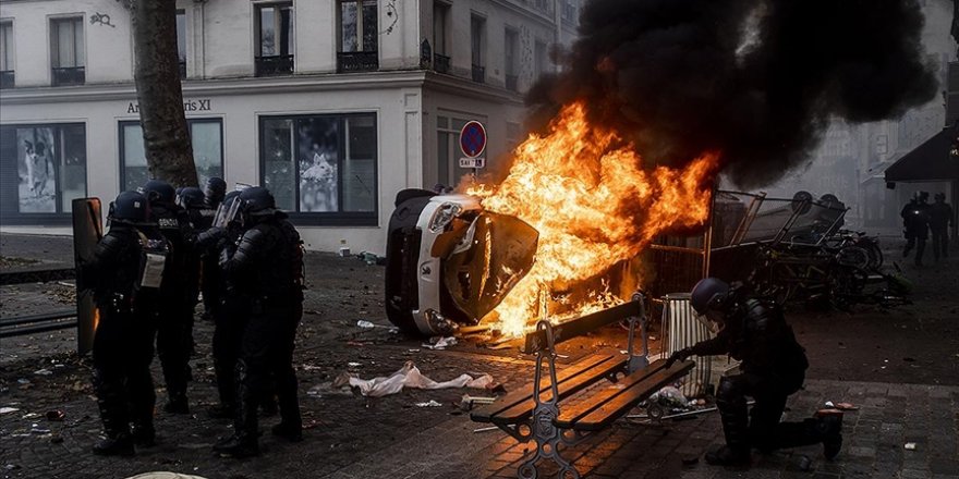 Terör örgütü PKK yanlıları Paris'i savaş alanına çevirdi