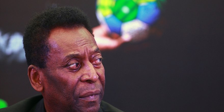 Pele, Noel'i ailesiyle hastanede geçiriyor