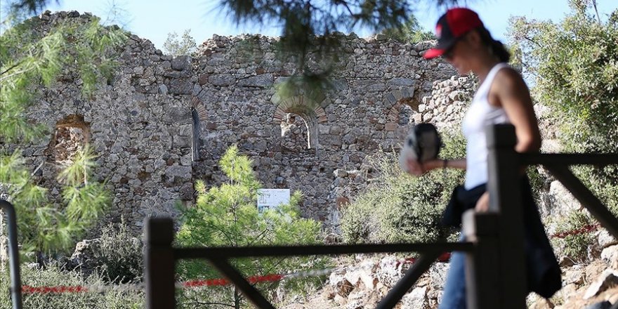 Syedra Antik Kenti'nin 11 bin yıllık geçmişi gün yüzüne çıkarılıyor