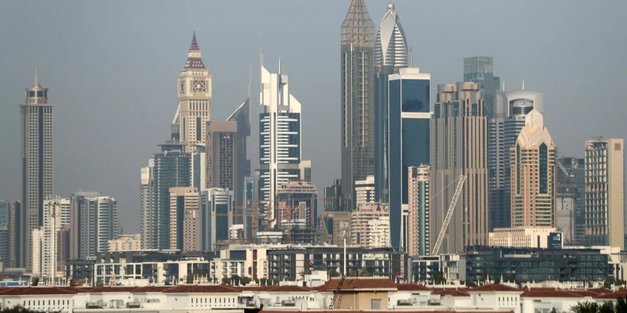 Dubai alkol satışlarında vergiyi kaldırdı