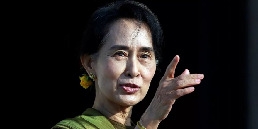 Myanmar'da gözaltında tutulan Suu Çii'ye rüşvet suçlaması