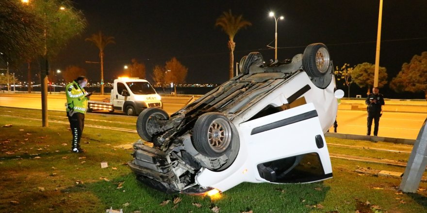 İzmir’de takla atan aracın sürücüsü olay yerinden kaçtı