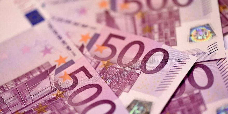 Euro 20.20 lira seviyesine yükseldi, gram altın rekor tazeledi