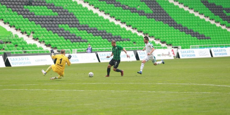 Sakaryaspor: 1 - Kırşehir Belediyespor: 1