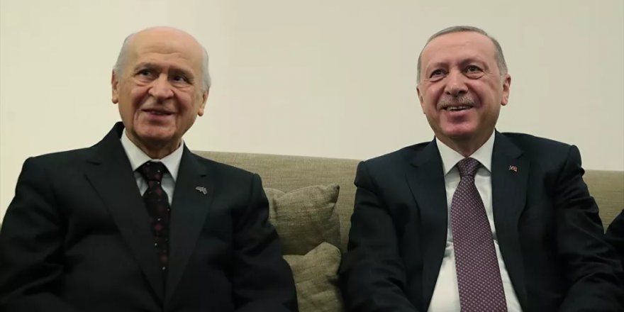 Erdoğan'dan Bahçeli'ye tebrik telefonu