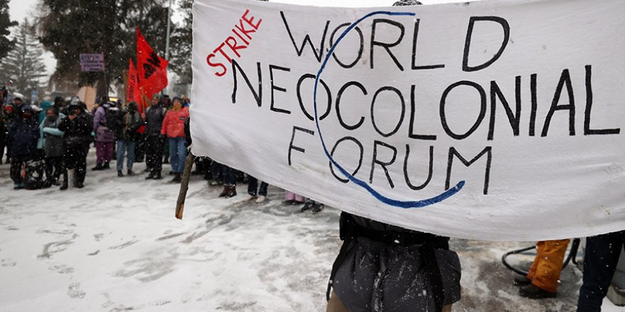 Davos, WEF'in açılışından önce iklim krizi protestosuna sahne oldu