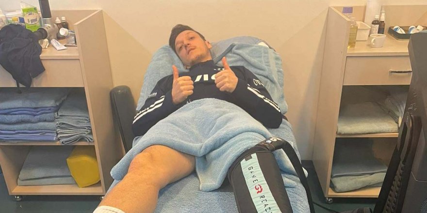 Mesut Özil: "Rehabilitasyon süreci çok iyi geçiyor"