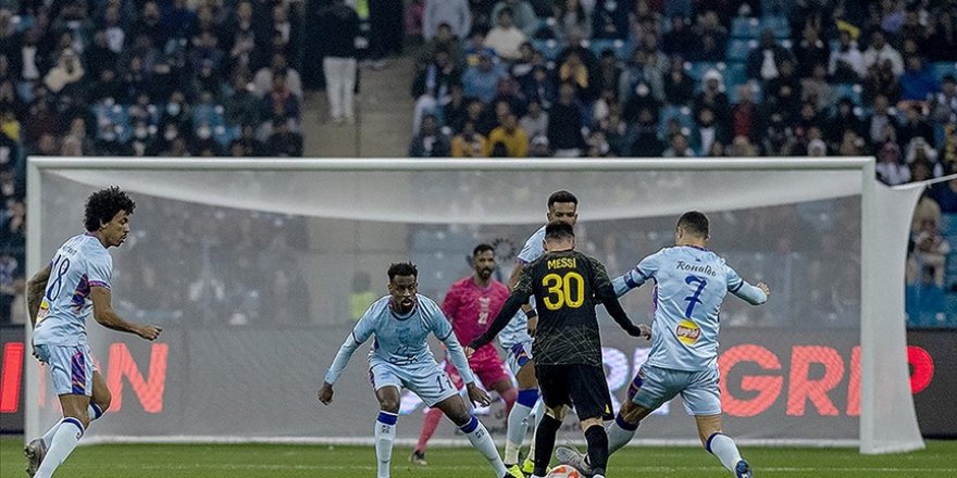 Messi ile Ronaldo'nun karşı karşıya geldiği maçta gol yağmuru