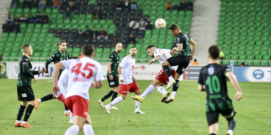 Sakaryaspor: 2 - Altınordu: 1