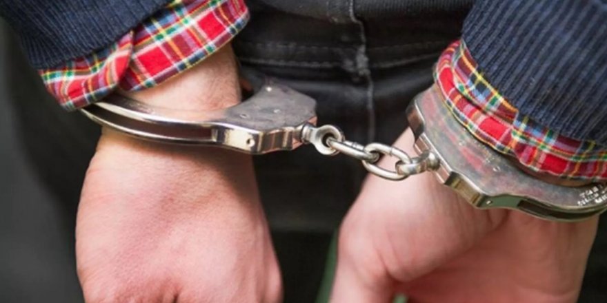 İzmir merkezli yasa dışı bahis operasyonunda 6 şüpheli tutuklandı