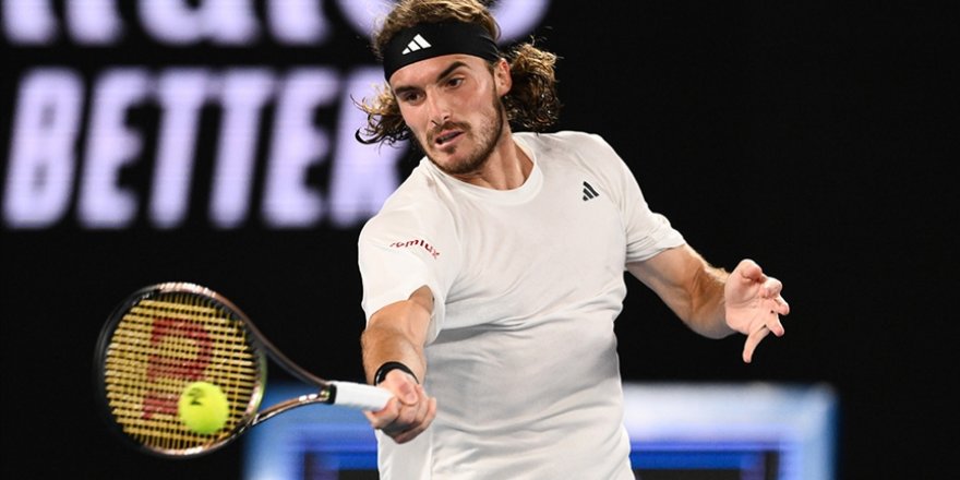 Avustralya Açık'ta Stefanos Tsitsipas yarı finale yükseldi