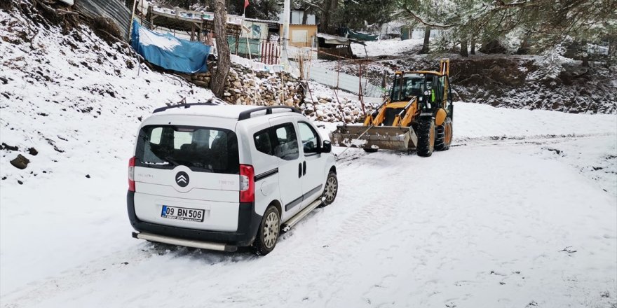 Aydın’ın yüksek kesimlerinde kar yağışı etkili oldu