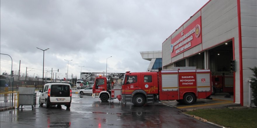 Kahramanmaraş ve çevre illerdeki depremin ardından kurtarma ekipleri bölgeye sevk ediliyor