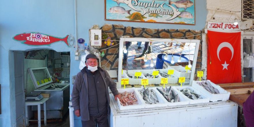 Foça'da kaçak avlanma balıkçılığı tehdit ediyor