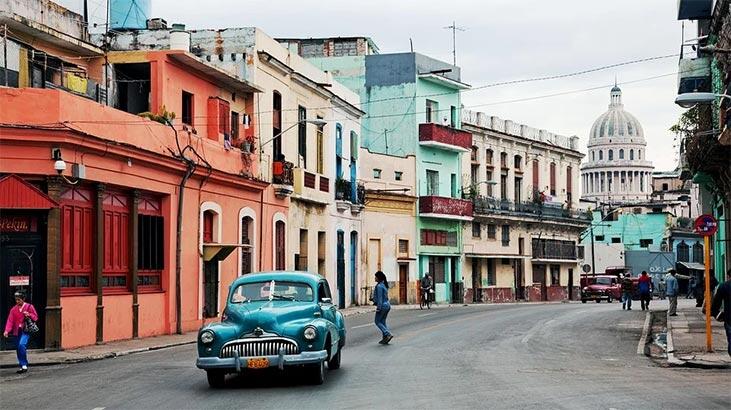 Küba’da yurt dışından gelen yolculara yönelik kısıtlamalar başladı