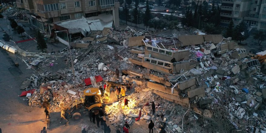 Yurtiçi Kargo şubeleri deprem yardımlarını kabul etmeye başladı